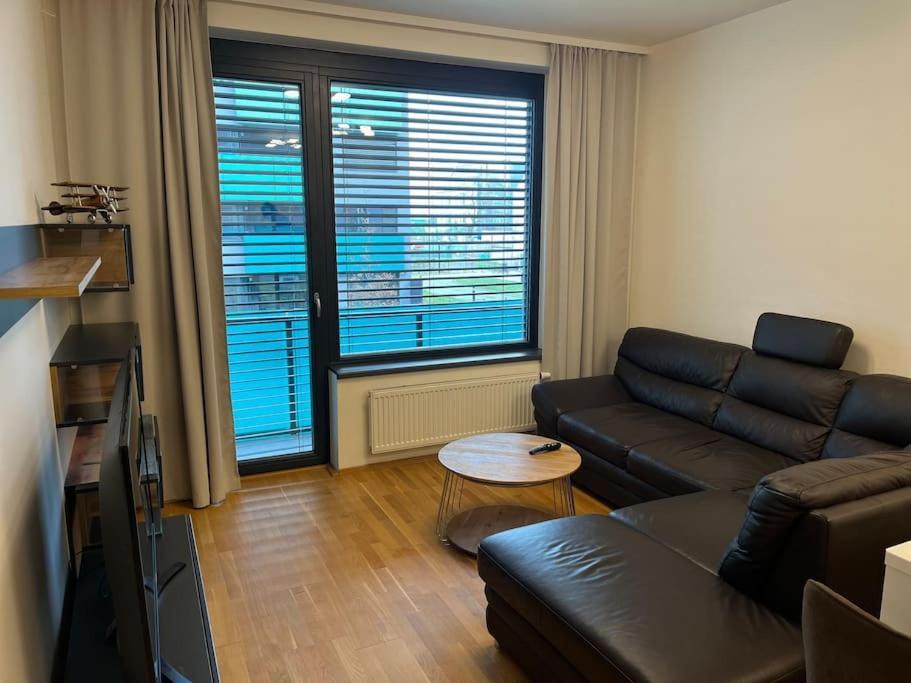 Apartman Holesovice,Balkon,Garaz Prague Exterior photo