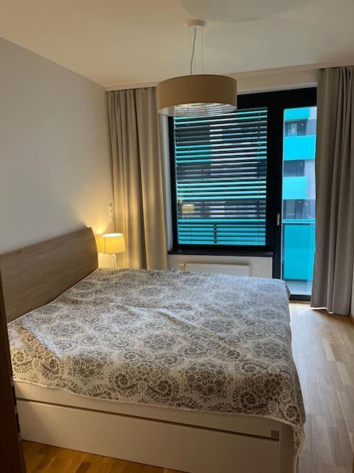 Apartman Holesovice,Balkon,Garaz Prague Exterior photo